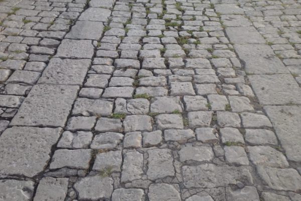 selciato-in-pietra-di-comiso selciato-in-pietra-di-comiso