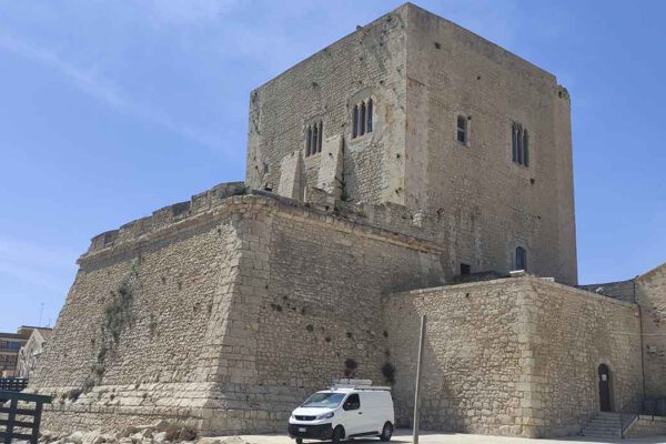 pietra-per-restauri-biancaura-6 pietra-per-restauri-biancaura-6